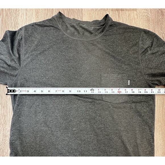 Vuori|SS Tradewinds Performance Pocket Tee|Perforated|Grey|SZ M? - Picture 5 of 8